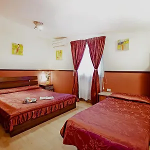 2* Hotel Saturnia